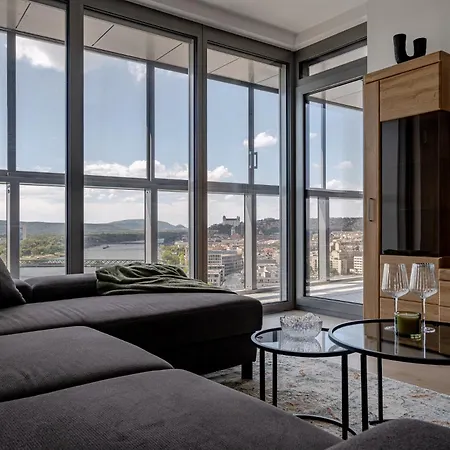 Eurovea Tower Danube View Free Parking * Bratislava