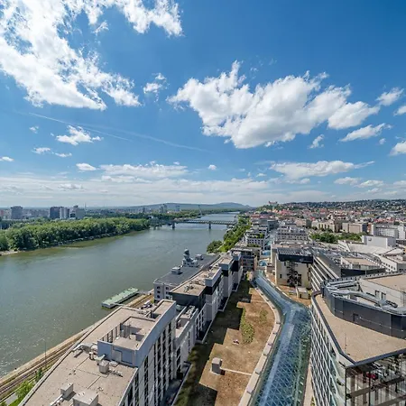 Appartamento Eurovea Tower Danube View Free Parking Bratislava